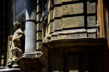 CENTRO STORICO di PALERMO fotografie di Giulio Azzarello &copy;2019.