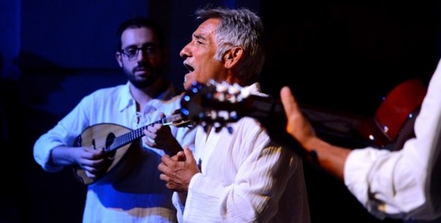 SERENATA fotografie di Giulio Azzarello ©2020. SERENATA fotografie di Giulio Azzarello ©2020.