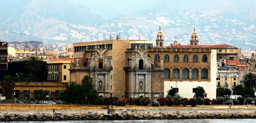 IL GOLFO E IL PORTO DI PALERMO. Fotografie di Giulio Azzarello &copy;2015 2016.