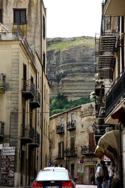 CORLEONE in Sicilia. Fotografie di Giulio Azzarello &copy;2015 2016.