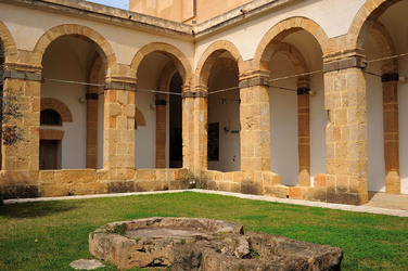 MUSEO DIOCESANO di Marsala. Fotografie di Giulio Azzarello &copy;2014.