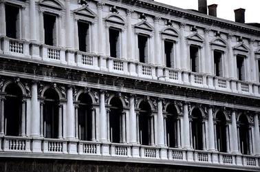 VENEZIA fotografie di Giulio Azzarello &copy;2022.