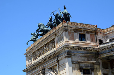 TEATRO Politeama di Palermo. Fotografie di Giulio Azzarello ©2014.