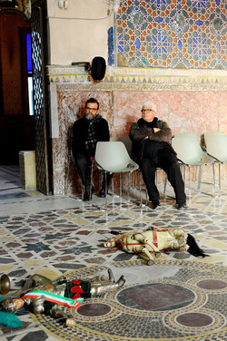 Mimmo Cuticchio in un suo spettacolo. Fotografie di Giulio Azzarello &copy;2017.