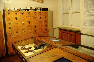 IL MUSEO SCHINDLER a Cracovia. Fotografie di Giulio Azzarello ©2016. IL MUSEO SCHINDLER a Cracovia. Fotografie di Giulio Azzarello ©2016.