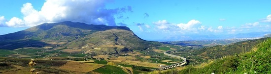 SEGESTA sito archeologico. Fotografie di Giulio Azzarello ©2018.