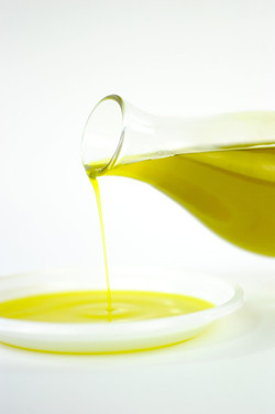 OLIO DI OLIVA di Sicilia. Fotografie di Giulio Azzarello &copy;2016.