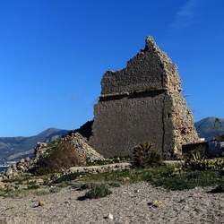 RUDERE DI PIETRA. Fotografie di Giulio Azzarello &copy;2022.