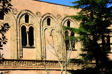 MONREALE in Sicilia. Fotografie di Giulio Azzarello &copy;2016.