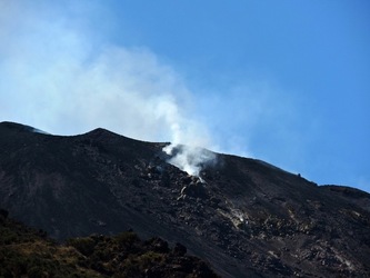 STROMBOLI fotografie di Giulio Azzarello ©2020. STROMBOLI fotografie di Giulio Azzarello ©2020.