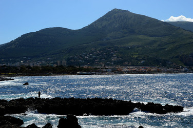 CAPO GALLO riserva marina e naturalistica a Palermo panoramiche e particolari. Fotografie di Giulio Azzarello ©2014. CAPO GALLO riserva marina e naturalistica a Palermo panoramiche e particolari. Fotografie di Giulio Azzarello ©2014.
