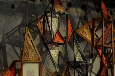 STRUTTURA TRIANGOLARE. Fotografie di Giulio Azzarello &copy;2018.