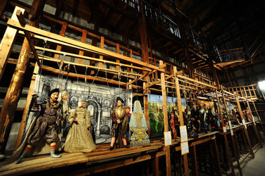 TRADIZIONI IN VIAGGIO mostra di pupi di Mimmo Cuticchio. Fotografie di Giulio Azzarello &copy;2014.