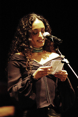 NOA artista musicista israeliana. Fotografie di Giulio Azzarello &copy;2014.