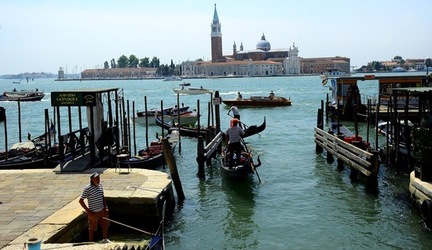 VENEZIA fotografie di Giulio Azzarello &copy;2019.