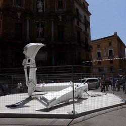 INSTALLAZIONE. Fotografie di Giulio Azzarello ©2022.