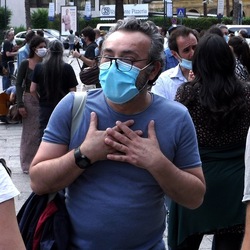 TEATRANTI che manifestano. Fotografie di Giulio Azzarello ©2020. TEATRANTI che manifestano. Fotografie di Giulio Azzarello ©2020.