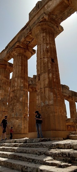 PARCO ARCHEOLOGICO DI SELINUNTE. Fotografie di Giulio Azzarello ©2023. PARCO ARCHEOLOGICO DI SELINUNTE. Fotografie di Giulio Azzarello ©2023.