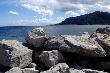 MONDELLO. Fotografie di Giulio Azzaello &copy;2022.