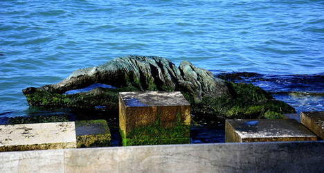 LUNGOMARE di VENEZIA. Fotografie di Giulio Azzarello &copy;2016.