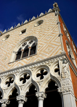 PIAZZA SAN MARCO A VENEZIA fotografie di Giulio Azzarello &copy;2016.