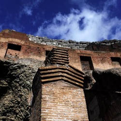 COLOSSEO Roma. Fotografie di Giulio Azzarello ©2020. COLOSSEO Roma. Fotografie di Giulio Azzarello ©2020.