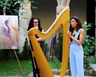 AURORA PADALINO attrice italiana siciliana fotografie di Giulio Azzarello ©2018. AURORA PADALINO attrice italiana siciliana fotografie di Giulio Azzarello ©2018.