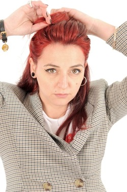 LUCREZIA artista modella attrice. Fotografie di Giulio Azzarello &copy;2018.