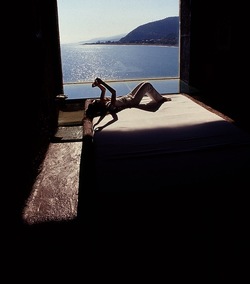 ATELIER SUL MARE fotografie di Giulio Azzarello &copy;2021.