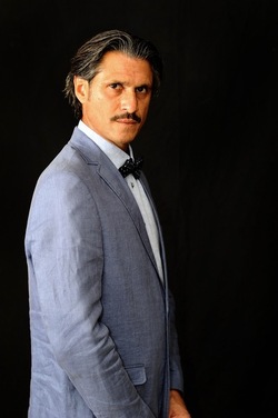 ROBERTO BONURA attore italiano siciliano. Fotografie di Giulio Azzarello ©2018. ROBERTO BONURA attore italiano siciliano. Fotografie di Giulio Azzarello ©2018.