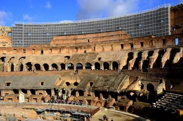 COLOSSEO Roma. Fotografie di Giulio Azzarello ©2020. COLOSSEO Roma. Fotografie di Giulio Azzarello ©2020.