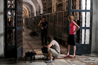 Le CATACOMBE di Palermo documentario film. Fotografie di scena e set di Giulio Azzarello &copy;2014.