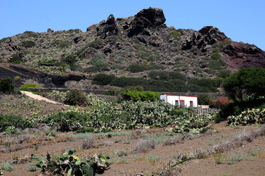 ISOLA DI LINOSA panoramiche e particolari. Fotografie di Giulio Azzarello &copy;2014.