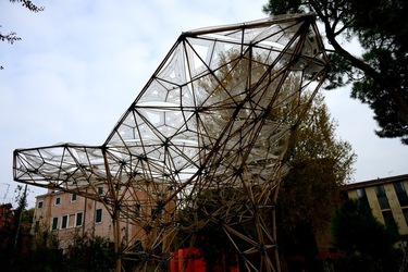 VENEZIA installazioni collaterali Biennale di Architettura Contemporanea. Fotografie di Giulio Azzarello &copy;2022.