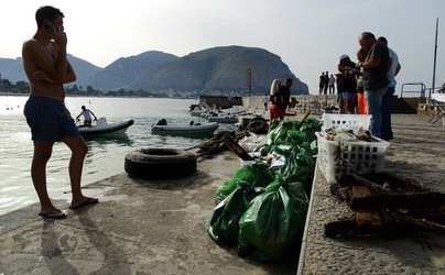 MONDELLO. Fotografe di Giulio Azzarello &copy;2023.
