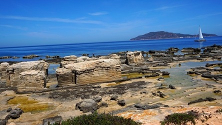 FAVIGNANA. Fotografie di Giulio Azzarello &copy;2022.