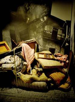 IL MUSEO SCHINDLER a Cracovia. Fotografie di Giulio Azzarello ©2016. IL MUSEO SCHINDLER a Cracovia. Fotografie di Giulio Azzarello ©2016.