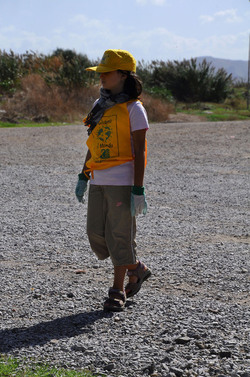 LA BONIFICA delle coste a Palermo una azione simbolica di Lega Ambiente Sicilia. Fotografie di Giulio Azzarello &copy;2014.