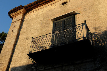 POLIZZI GENEROSA in Sicilia. Fotografie di Giulio Azzarello ©2014. POLIZZI GENEROSA in Sicilia. Fotografie di Giulio Azzarello ©2014.