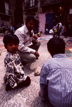 VUCCIRIA anni 90. Fotografie di Giulio Azzarello &copy;2022.