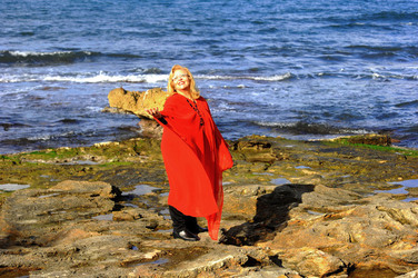 SARA FAVARO attrice e scrittrice italiana. Fotografie di Giulio Azzarello &copy;2015 2016.