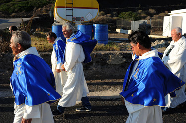 PROCESSIONE RELIGIOSA DEL MARE a Linosa. Fotografie di Giulio Azzarello ©2014. PROCESSIONE RELIGIOSA DEL MARE a Linosa. Fotografie di Giulio Azzarello ©2014.