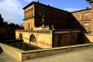 FIRENZE PALAZZO PITTI e GIARDINO DI BOBOLI. Fotografie di Giulio Azzarello &copy;2022.