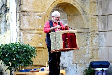 LA MACCHINA DEI SOGNI di Mimmo Cuticchio. Fotografie di Giulio Azzarello ©2020. LA MACCHINA DEI SOGNI di Mimmo Cuticchio. Fotografie di Giulio Azzarello ©2020.