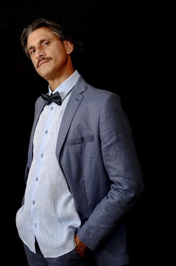 ROBERTO BONURA attore italiano siciliano. Fotografie di Giulio Azzarello ©2018. ROBERTO BONURA attore italiano siciliano. Fotografie di Giulio Azzarello ©2018.