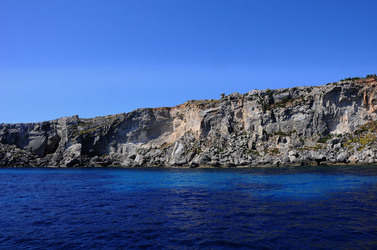 ISOLA DI FAVIGNANA in Sicilia. Visioni panoramiche o particolari. Fotografie di Giulio Azzarello ©2014. ISOLA DI FAVIGNANA in Sicilia. Visioni panoramiche o particolari. Fotografie di Giulio Azzarello ©2014.