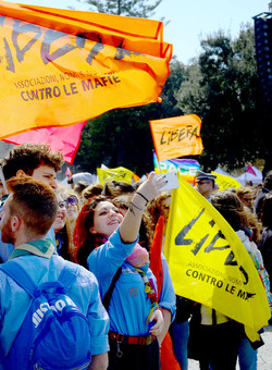 LIBERA giornata della memoria a Messina. 21 Marzo 2106. Fotografie di Giulio Azzarello ©. LIBERA giornata della memoria a Messina. 21 Marzo 2106. Fotografie di Giulio Azzarello ©.