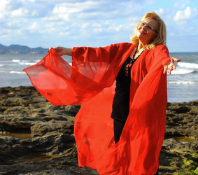 SARA FAVARO attrice e scrittrice italiana. Fotografie di Giulio Azzarello &copy;2015 2016.