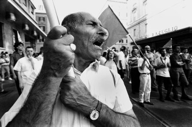 MANIFESTAZIONE per la pace nel curdistan turco. Fotografie di Giulio Azzarello &copy;2014.