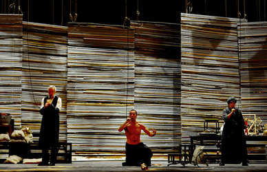 TEATRO stabile BIONDO di Palermo. Primo spettacolo stagione 2015 2106. Foto di Giulio Azzarello &copy;.